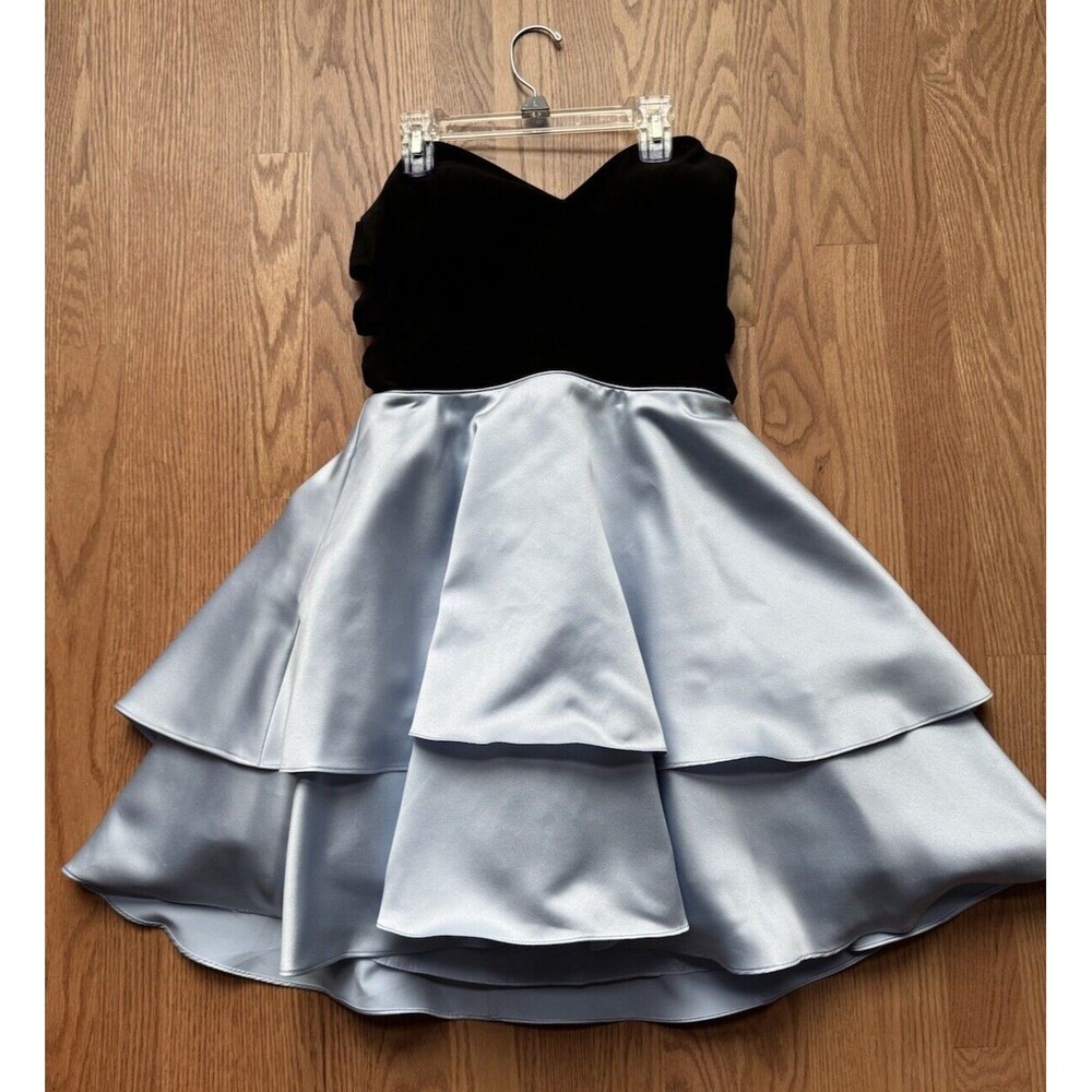 Blondie Nites Party Dress Junior Size 7 Black Top Blue Satin Bottom Mini‎
